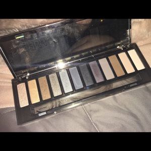 Naked Smokey Palette - Urban Decay
